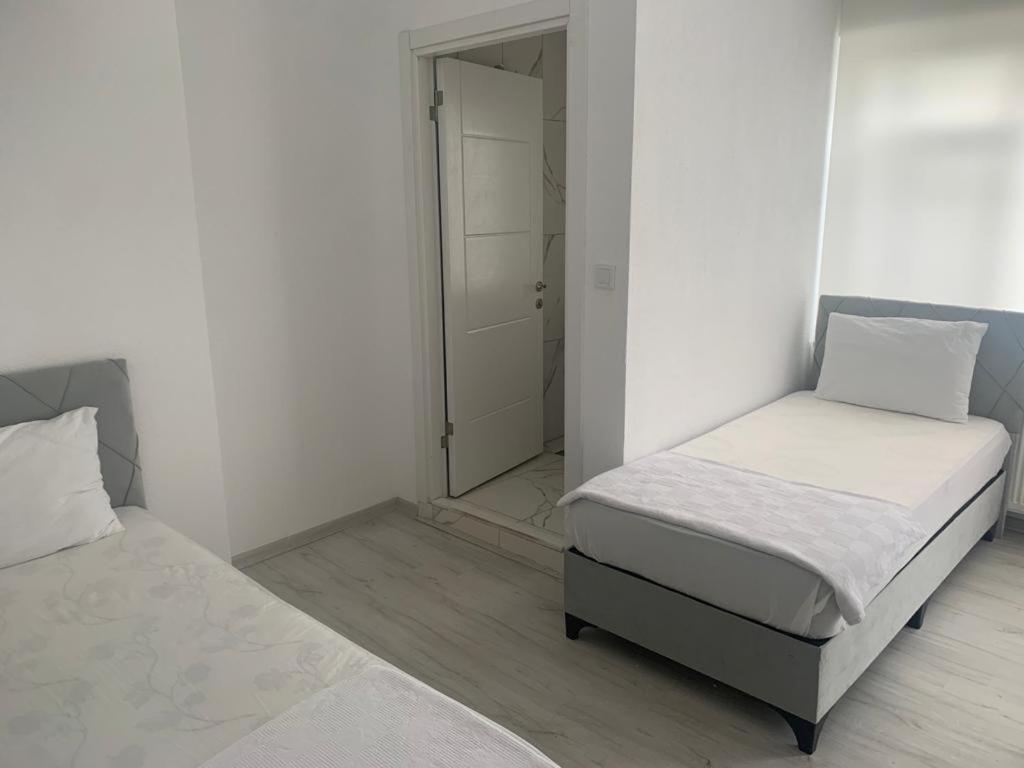 Centre Reach Otel 에디르네 외부 사진